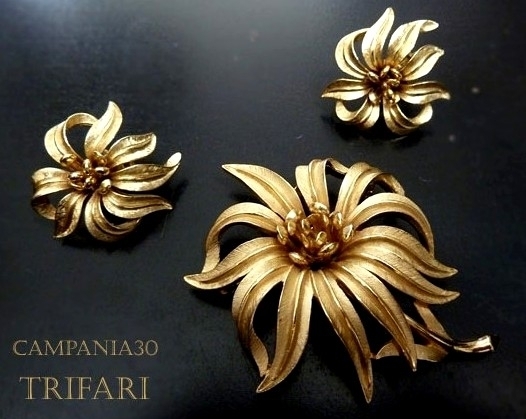 SB1643 - SET SPILLA CON ORECCHINI "BIG FLOWER" TRIFARI ANNI '60 - LE COLLEZIONI  DI CAMPANIA30