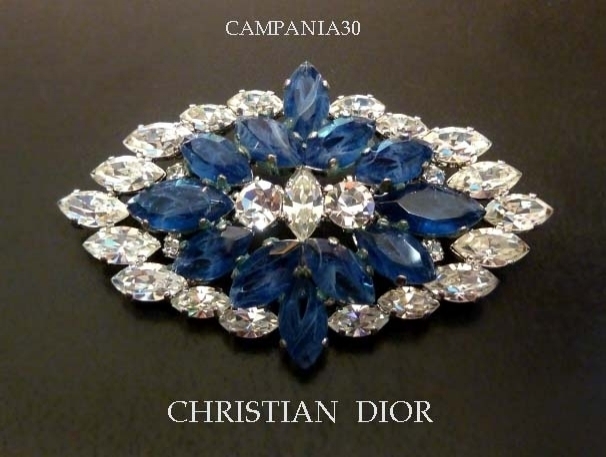 CHRISTIAN  DIOR  ANNI '70 - LE COLLEZIONI  DI CAMPANIA30