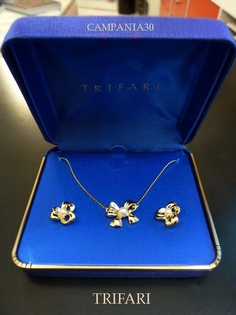 CN732 - COLLIER CON ORECCHINI FIOCCO "TRIFARI" ANNI '70 - LE COLLEZIONI  DI CAMPANIA30